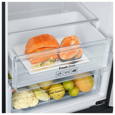 Холодильник Samsung RB37A5291B1 / WT, черный